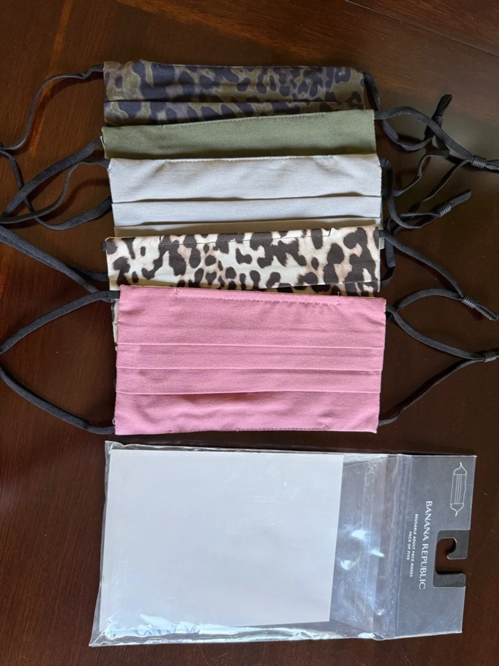NWT BANANA REPUBLIC Reusable Adult Face Masks 5 Pack